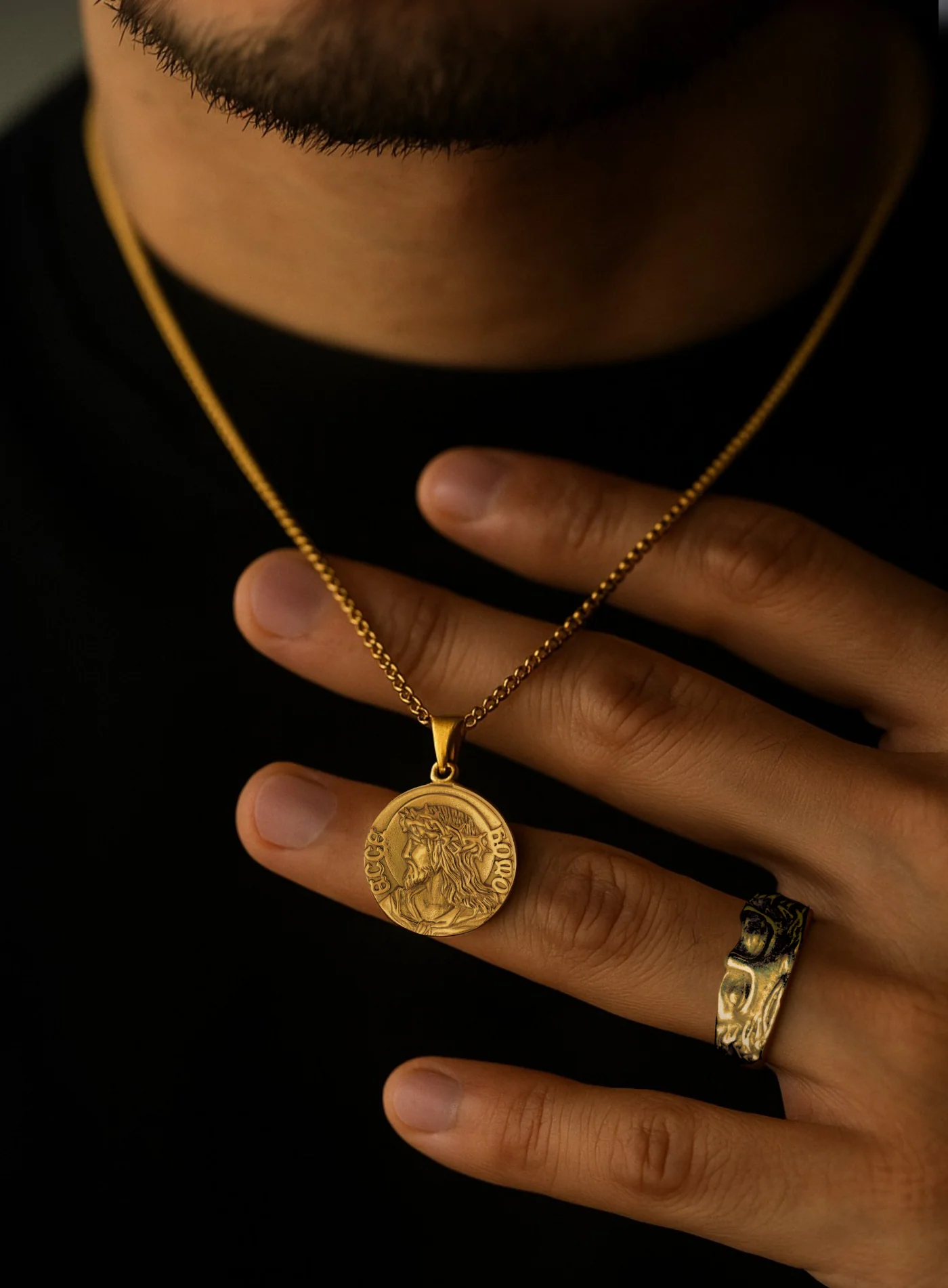 JESUS QUARTER - Image 6