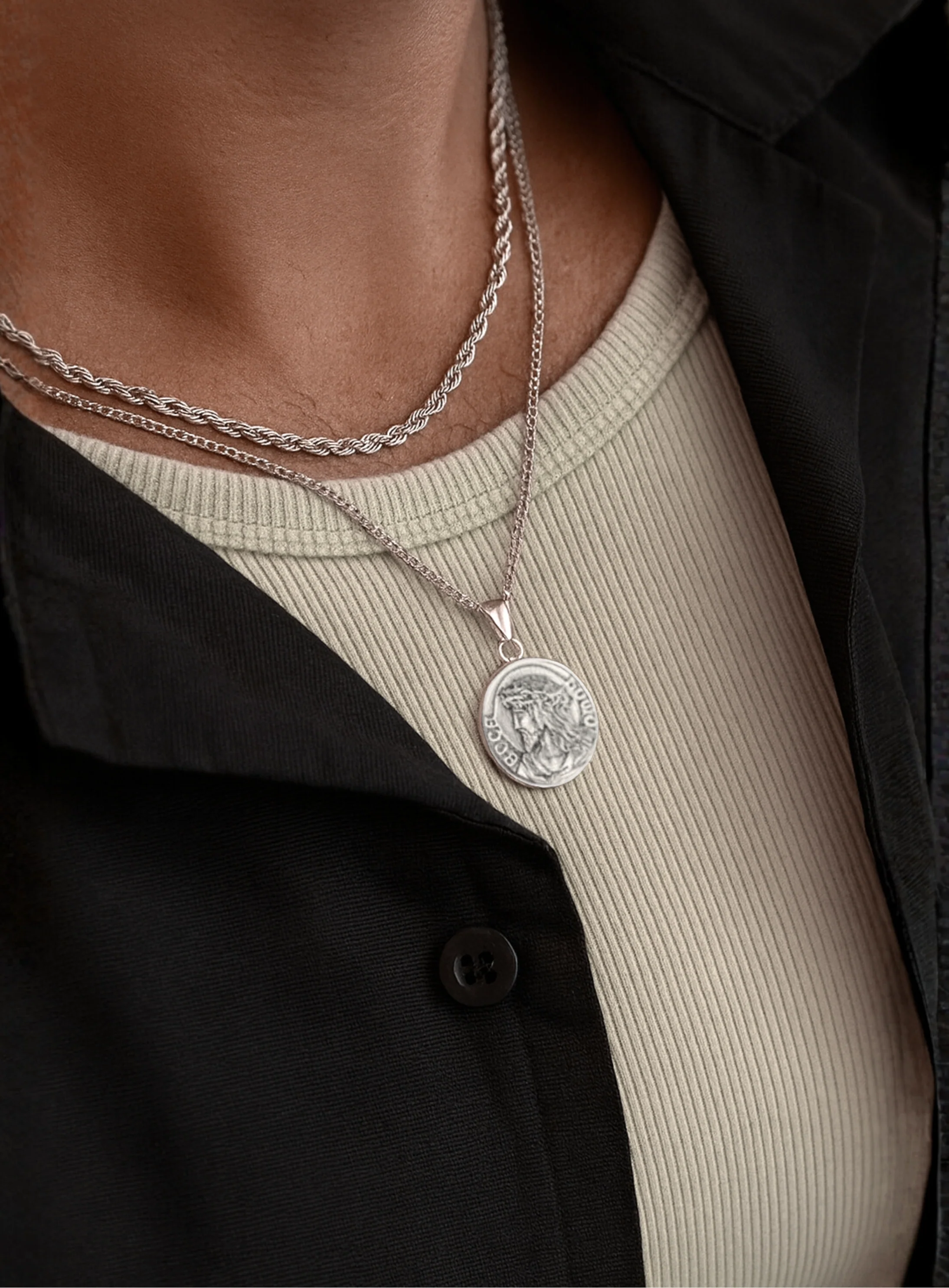 JESUS QUARTER NECKLACE - Image 4